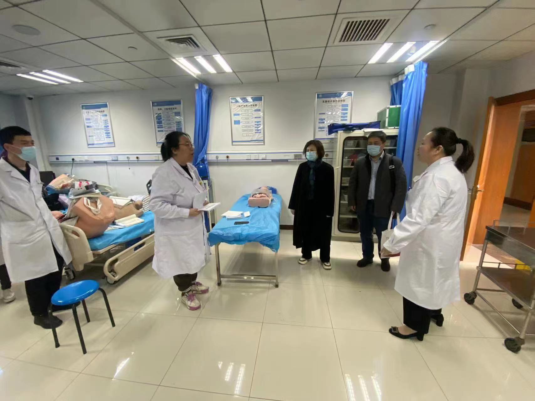 院领导慰问指导老师和学员