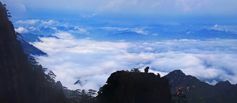 云海欢腾---黄山.